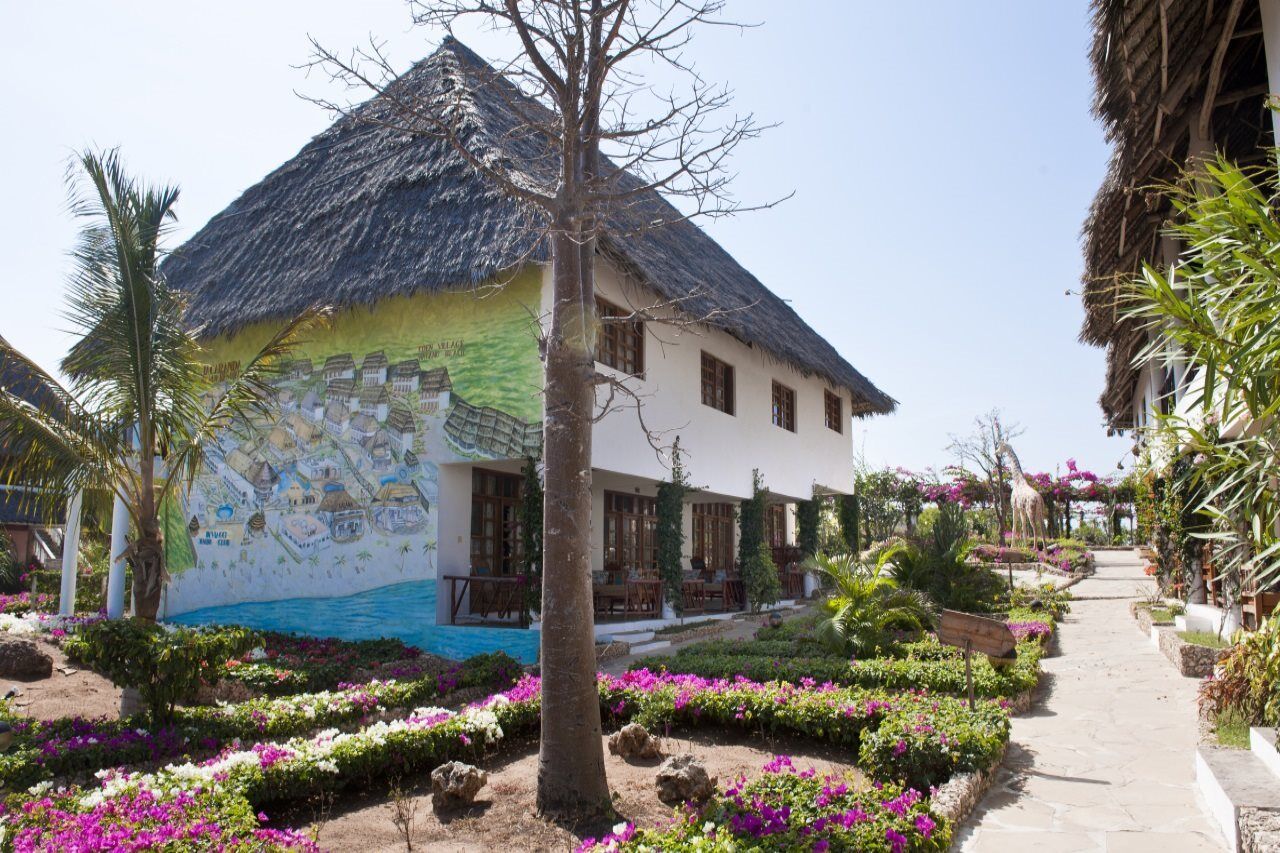 Jacaranda Beach Resort วาตามู ภายนอก รูปภาพ