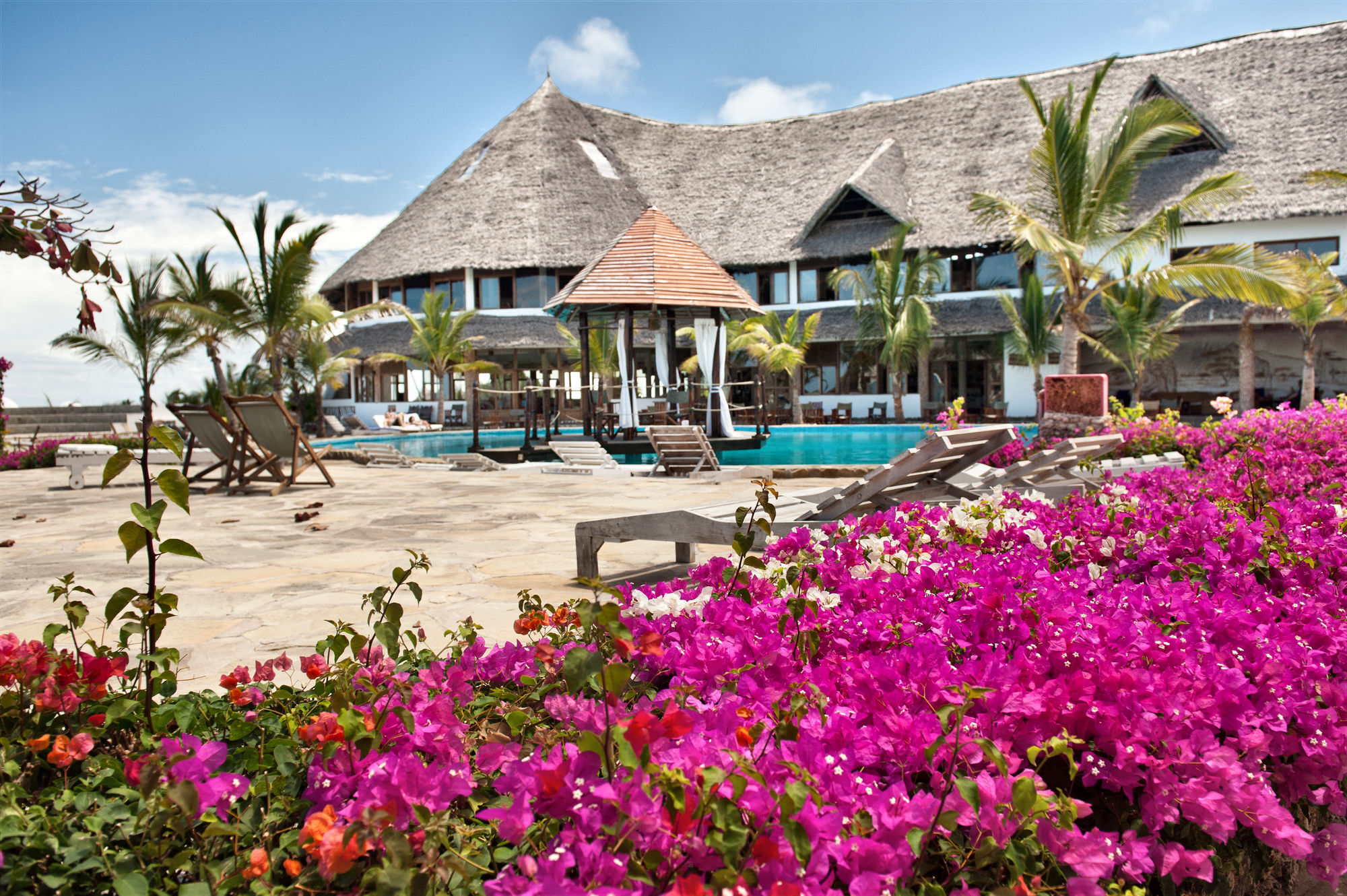 Jacaranda Beach Resort วาตามู ภายนอก รูปภาพ